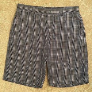 Men’s Cutter & Buck 10” Plaid Golf Shorts, 34